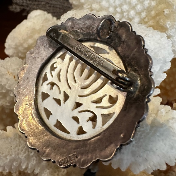 EUC Silver (950) and Mother of Pearl Jewish Menorah Candle Pendant/Brooch/Pin - Picture 2 of 6